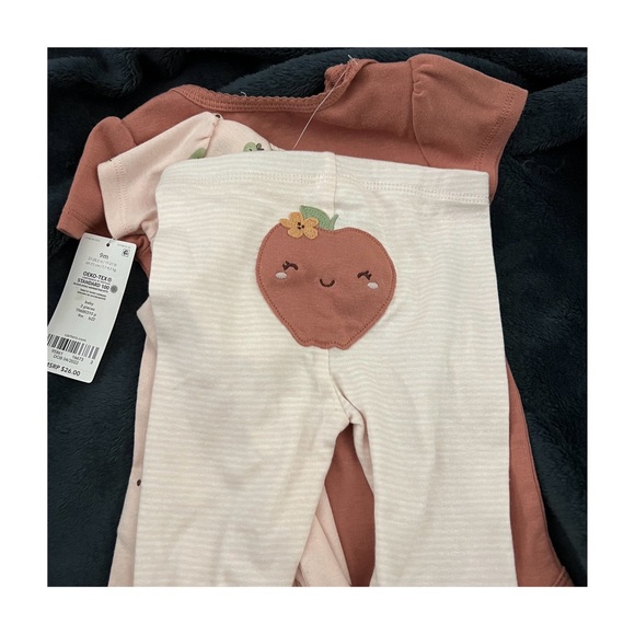 Carters 3 Piece Set - Picture 4 of 6